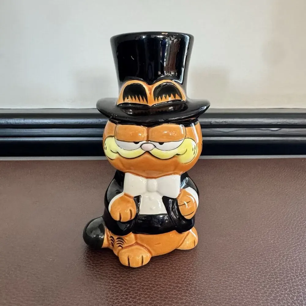 Enesco Garfield Cat Ceramic Figure 1981 Cartoon 4.75” Wedding Tuxedo Graduation